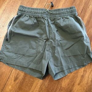 Mountain Standard women’s hiking shorts